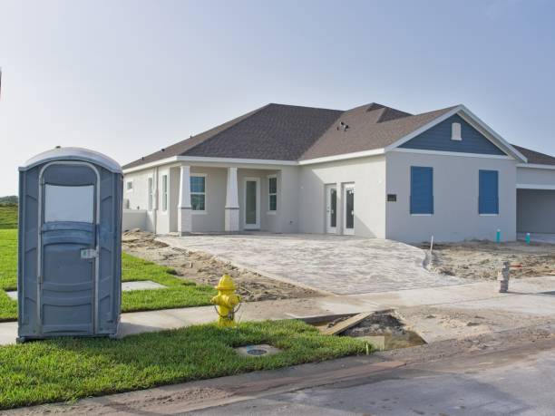Best Portable bathroom rental  in Clay Center, KS