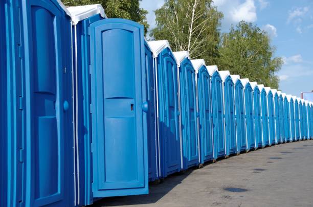 Best Portable bathroom rental  in Clay Center, KS